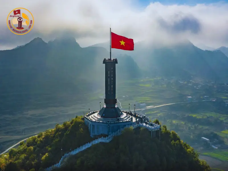 Cột cờ Lũng Cú